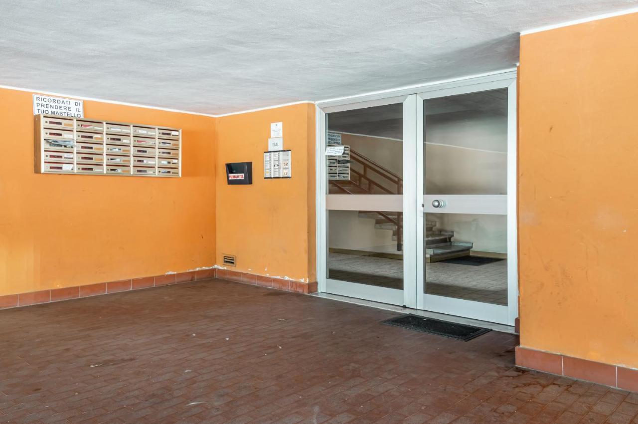 Domus Lucis Apartment Terrace & Private Parking Маринелла-ди-Сарцана Экстерьер фото